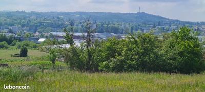 Terrain constructible - 717 m²