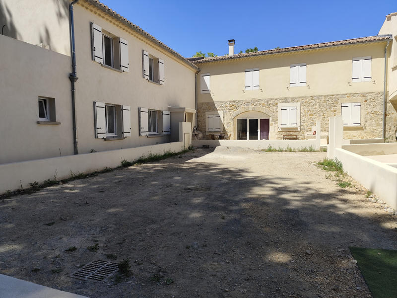 Appartement - 95 m² - 4 pièces