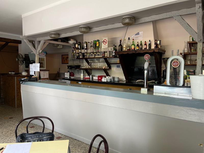 Fonds de commerce - Local commercial - 76 m²