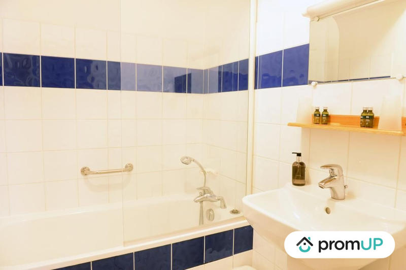 Local commercial - 550 m² - 15 pièces