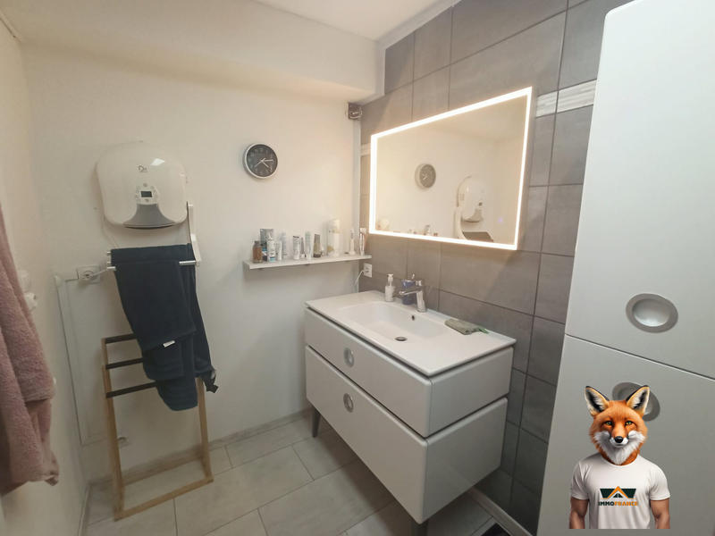 Appartement - 75 m² - 3 pièces