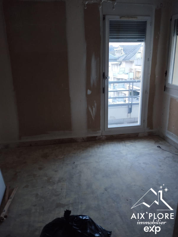 Appartement - 83 m² - 4 pièces