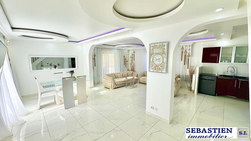 Maison - 116 m² - 6 pièces