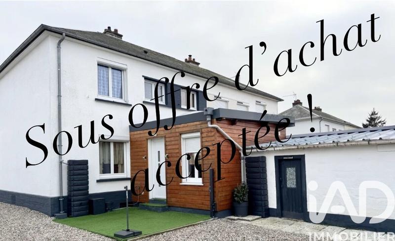 Maison - 93 m² - 5 pièces