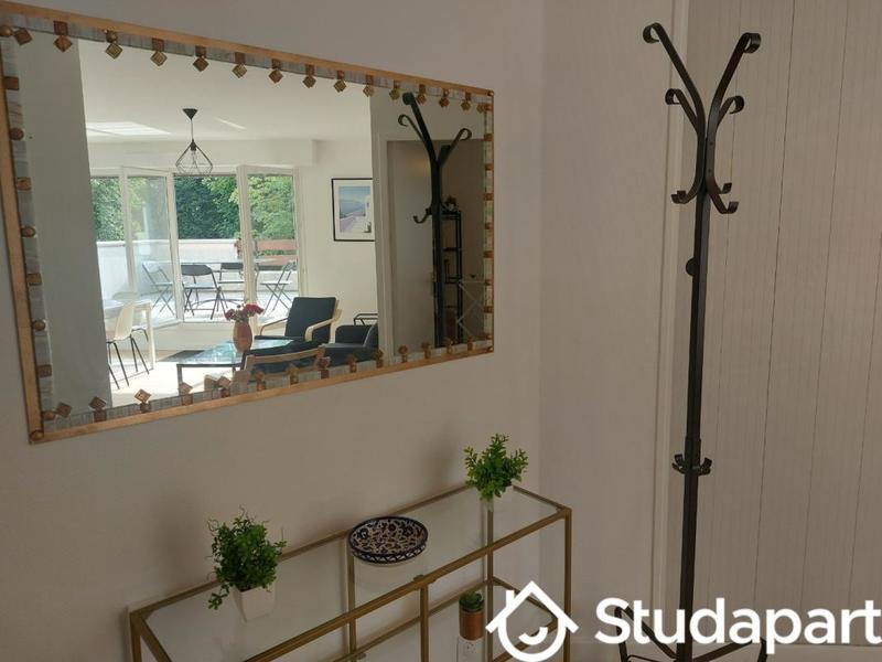 Chambre - 9 m² - 1 pièce