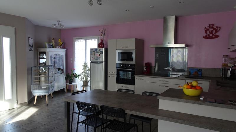 Maison - 90 m² - 4 pièces