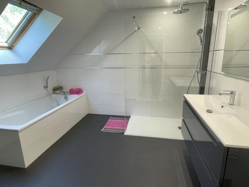 Maison - 162 m² - 6 pièces