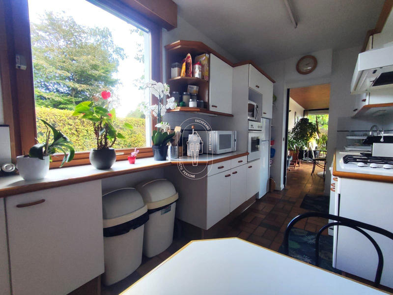 Maison - 189 m² - 8 pièces