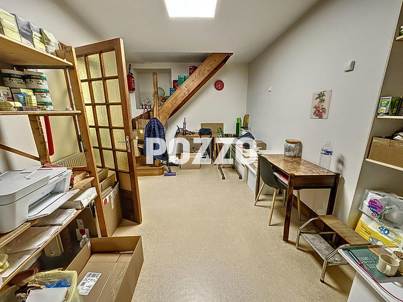 Local commercial - 84 m² - 5 pièces