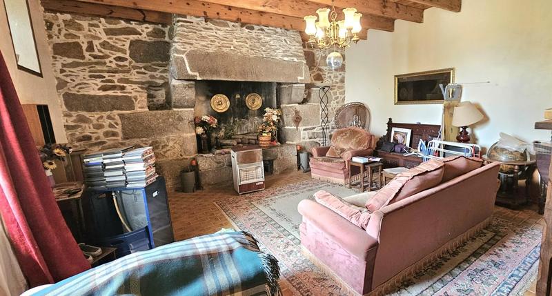 Maison - 183 m² - 9 pièces