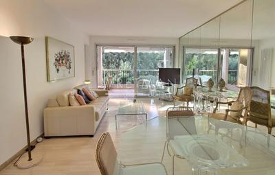 Appartement - 70 m² - 2 pièces