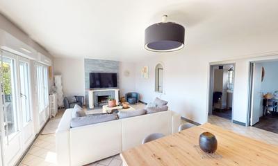 Appartement - 167 m² - 6 pièces