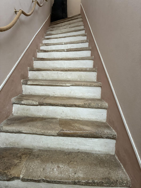 Maison - 240 m² - 6 pièces