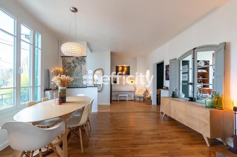 Maison - 175 m² - 7 pièces