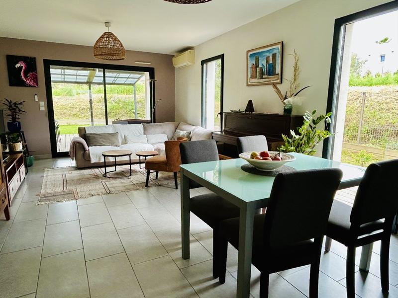 Maison - 120 m² - 5 pièces