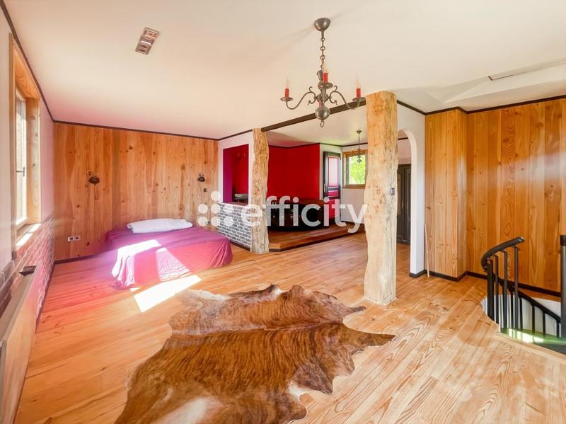 Maison - 108 m² - 6 pièces