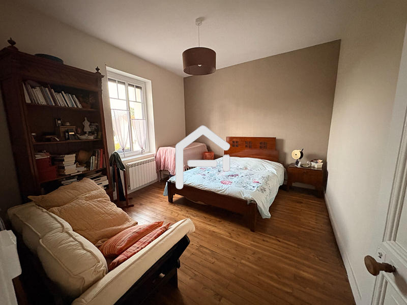 Maison - 180 m² - 6 pièces