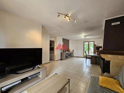 Maison - 98 m² - 5 pièces