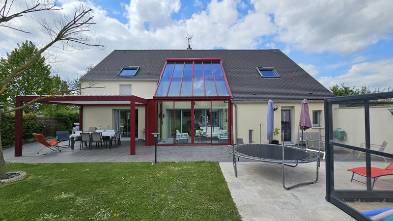 Maison - 200 m² - 7 pièces