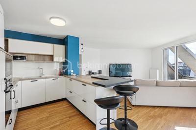 Appartement - 96 m² - 4 pièces