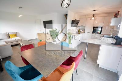 Appartement - 75 m² - 3 pièces