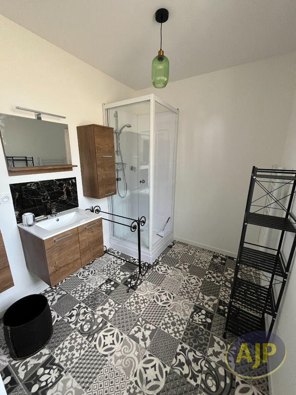 Maison - 94 m² - 4 pièces