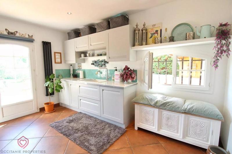 Maison - 229 m² - 9 pièces