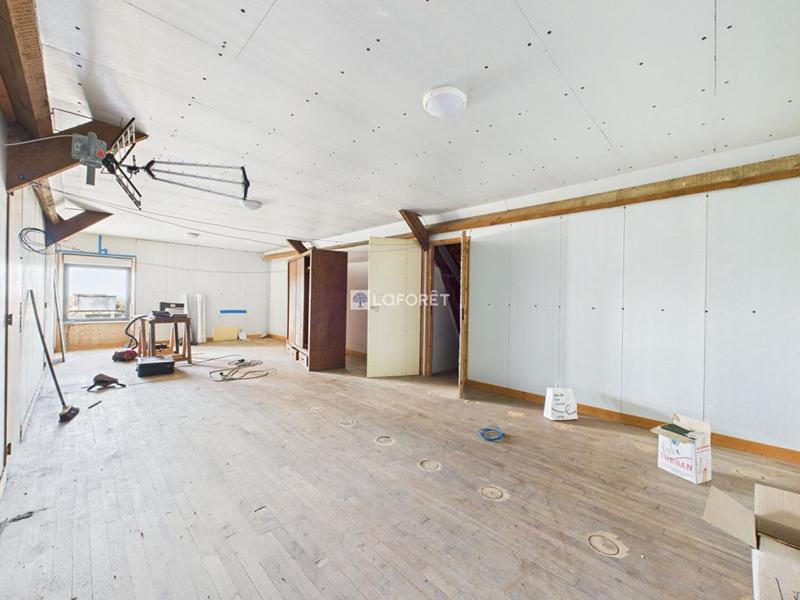 Maison - 224 m² - 6 pièces