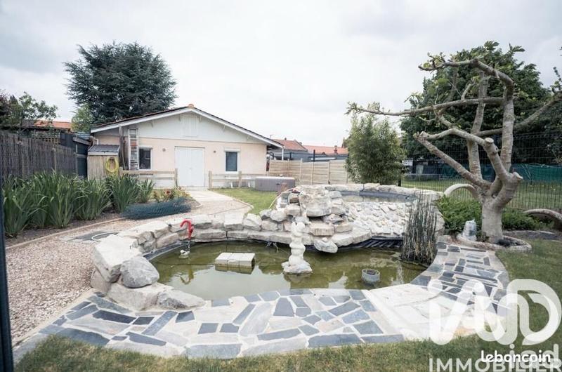 Maison - 180 m² - 7 pièces