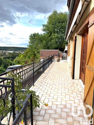 Maison - 196 m² - 6 pièces