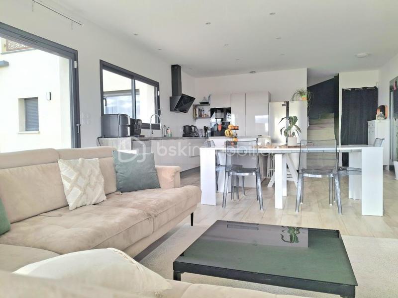 Maison - 146 m² - 5 pièces