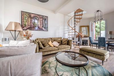 Maison - 168 m² - 7 pièces