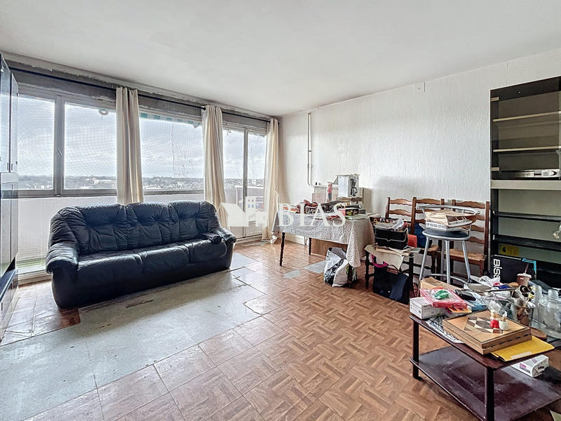 Appartement - 90 m² - 4 pièces