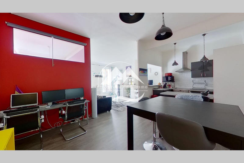 Appartement - 87 m² - 3 pièces