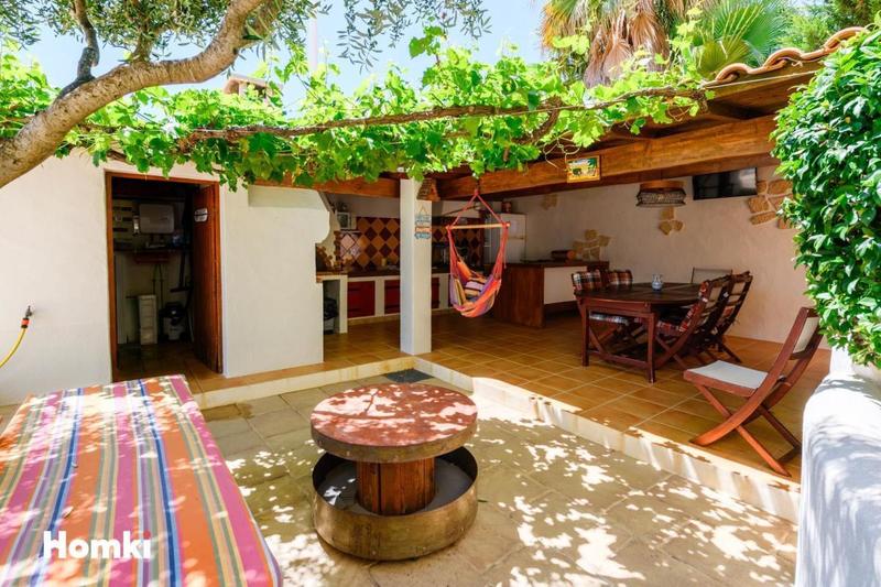 Maison - 140 m² - 5 pièces