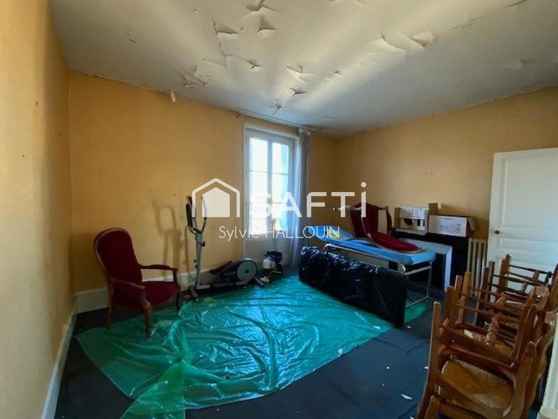 Maison - 236 m² - 10 pièces