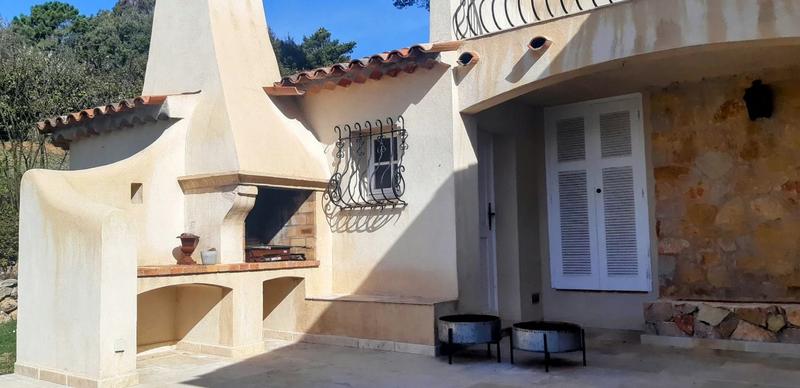 Villa - 180 m² - 6 pièces