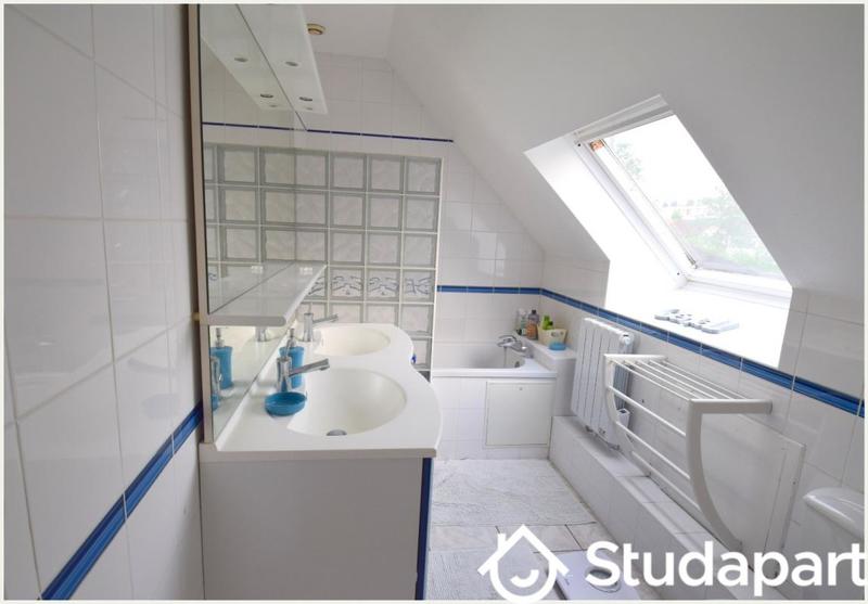 Chambre - 15 m² - 1 pièce