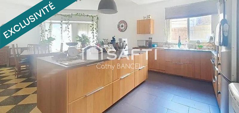 Appartement - 216 m² - 7 pièces