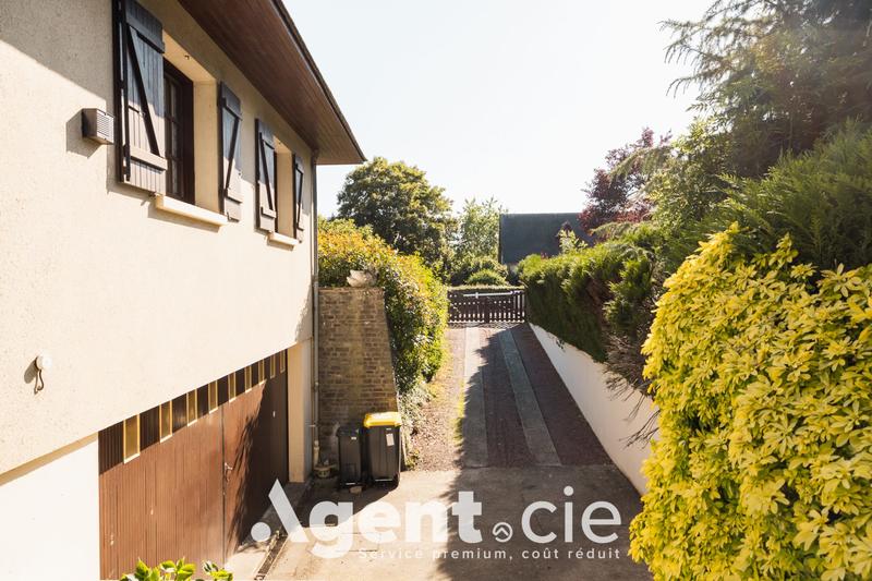 Maison - 240 m² - 7 pièces