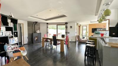 Maison contemporaine - 129 m² - 4 pièces