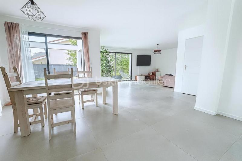 Maison - 115 m² - 4 pièces