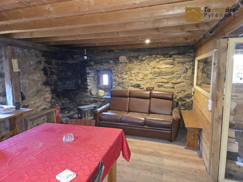 Maison ancienne - 105 m² - 3 pièces