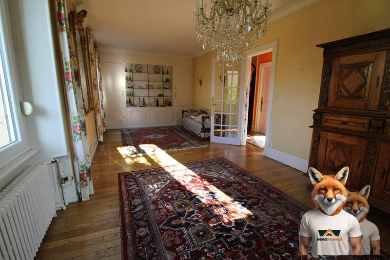 Maison - 174 m² - 9 pièces