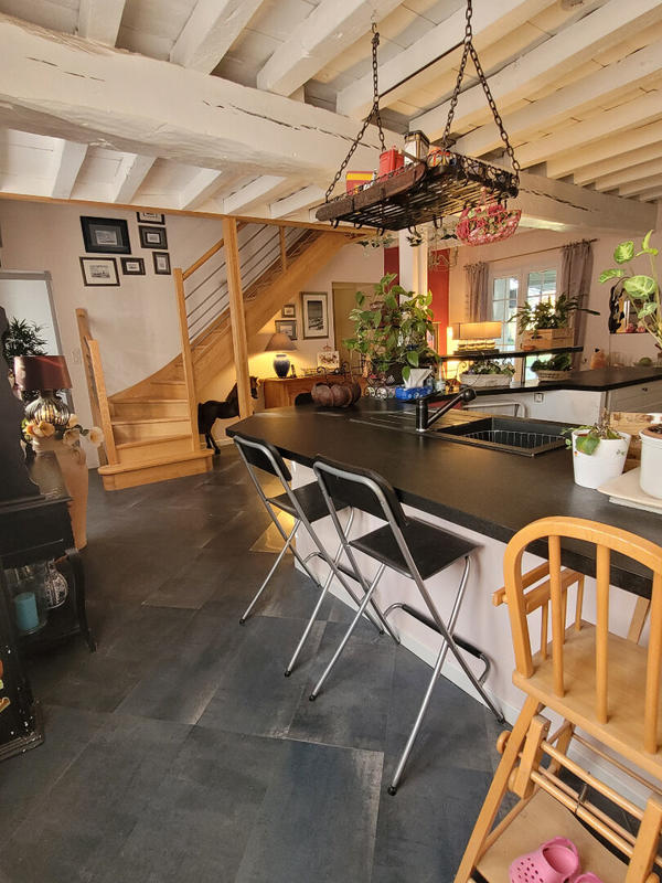 Maison - 237 m² - 10 pièces