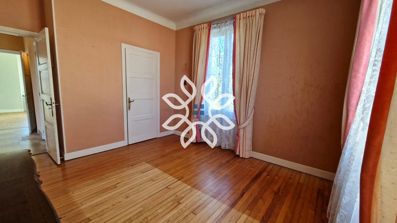 Maison - 149 m² - 6 pièces