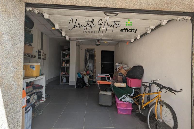 Maison - 181 m² - 6 pièces