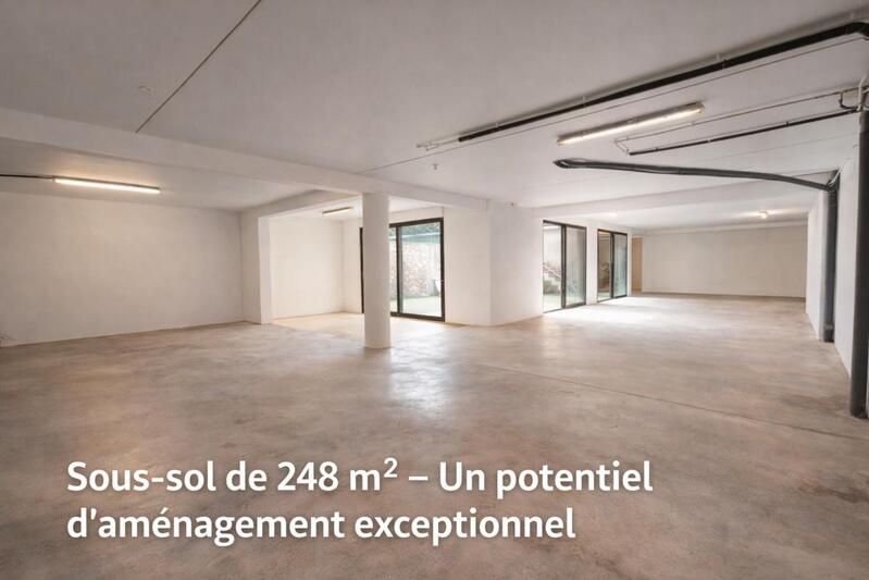 Villa - 270 m² - 10 pièces