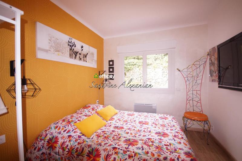 Maison - 200 m² - 6 pièces