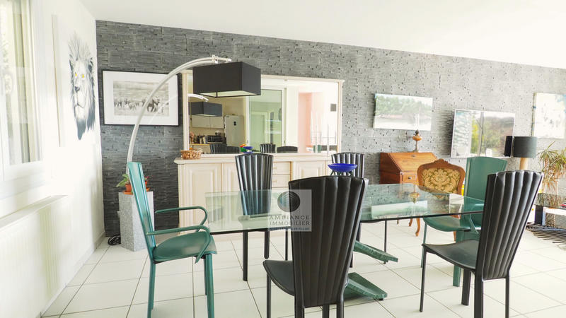 Maison - 100 m² - 5 pièces